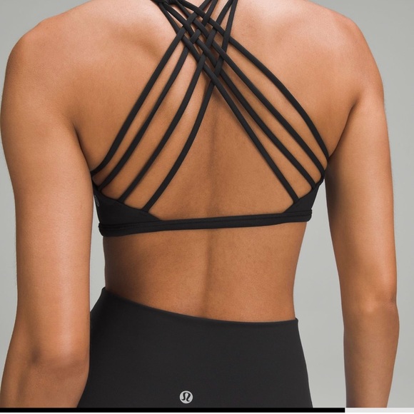 Free to be wild bra by Lululemon Size 6 - Picture 4 of 5